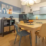 Apartamento Cozy Threeroom In The Heart Of *